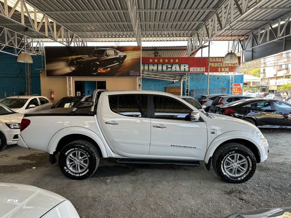 L200 10